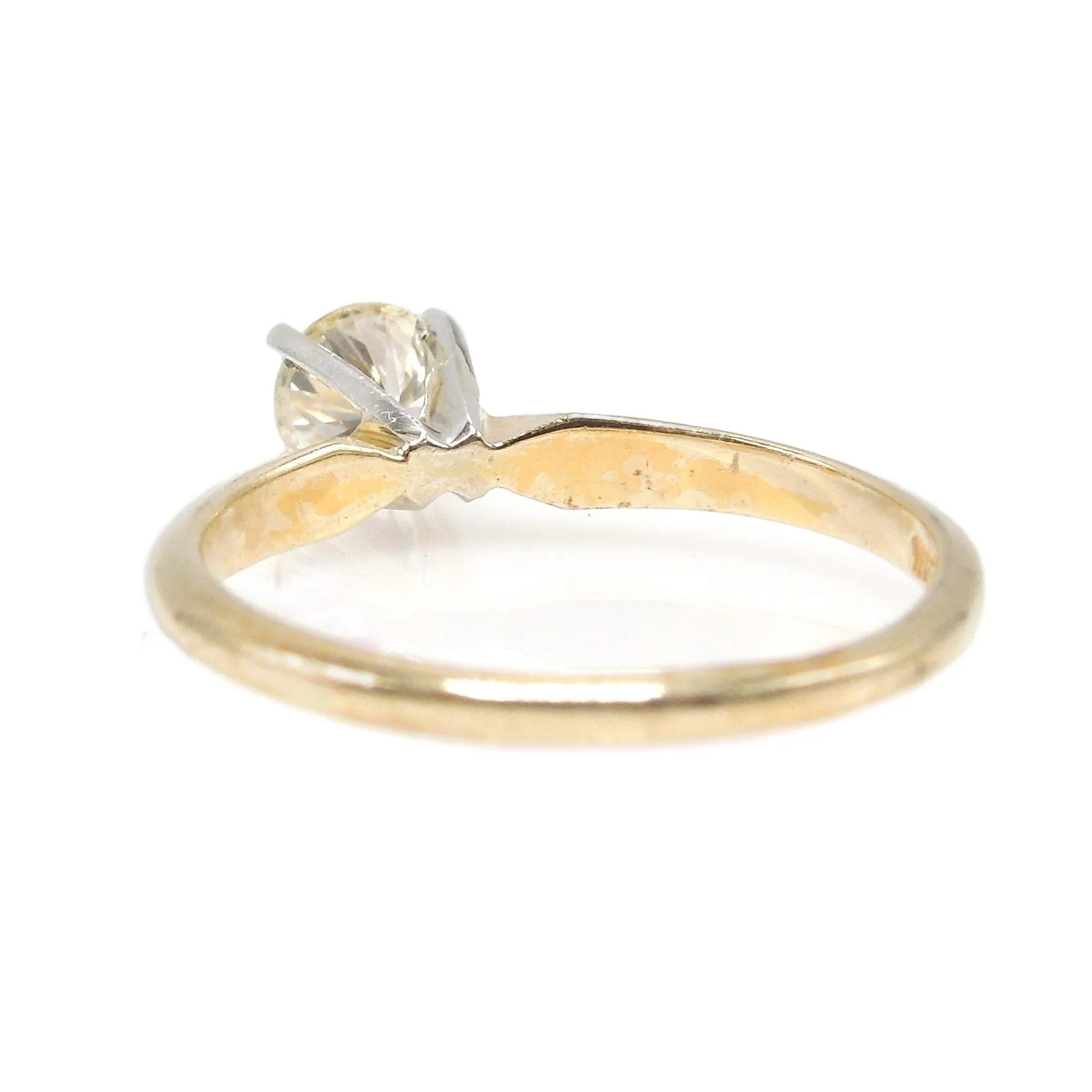 0.47ct Diamond Solitaire in 14K Yellow Gold