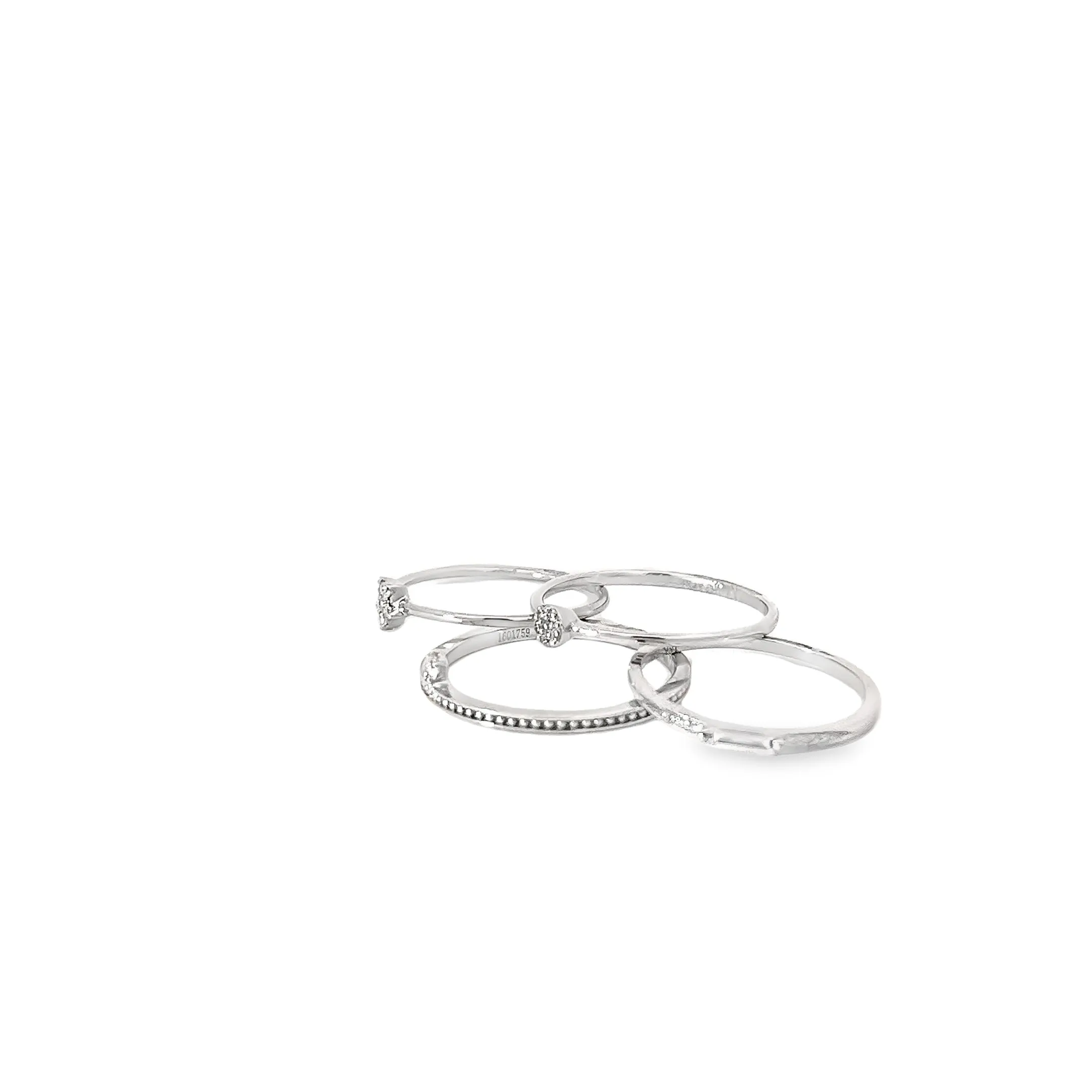 18k white gold .10ct G VS2 Round diamond stackable ring