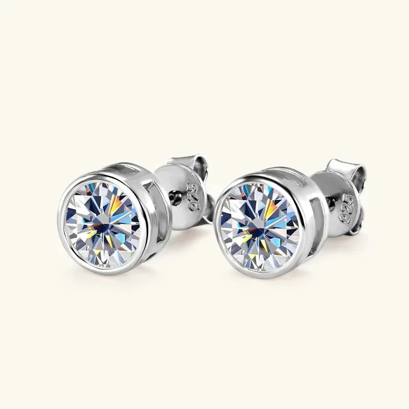 2.0 Ct Round Diamond Stud Earrings