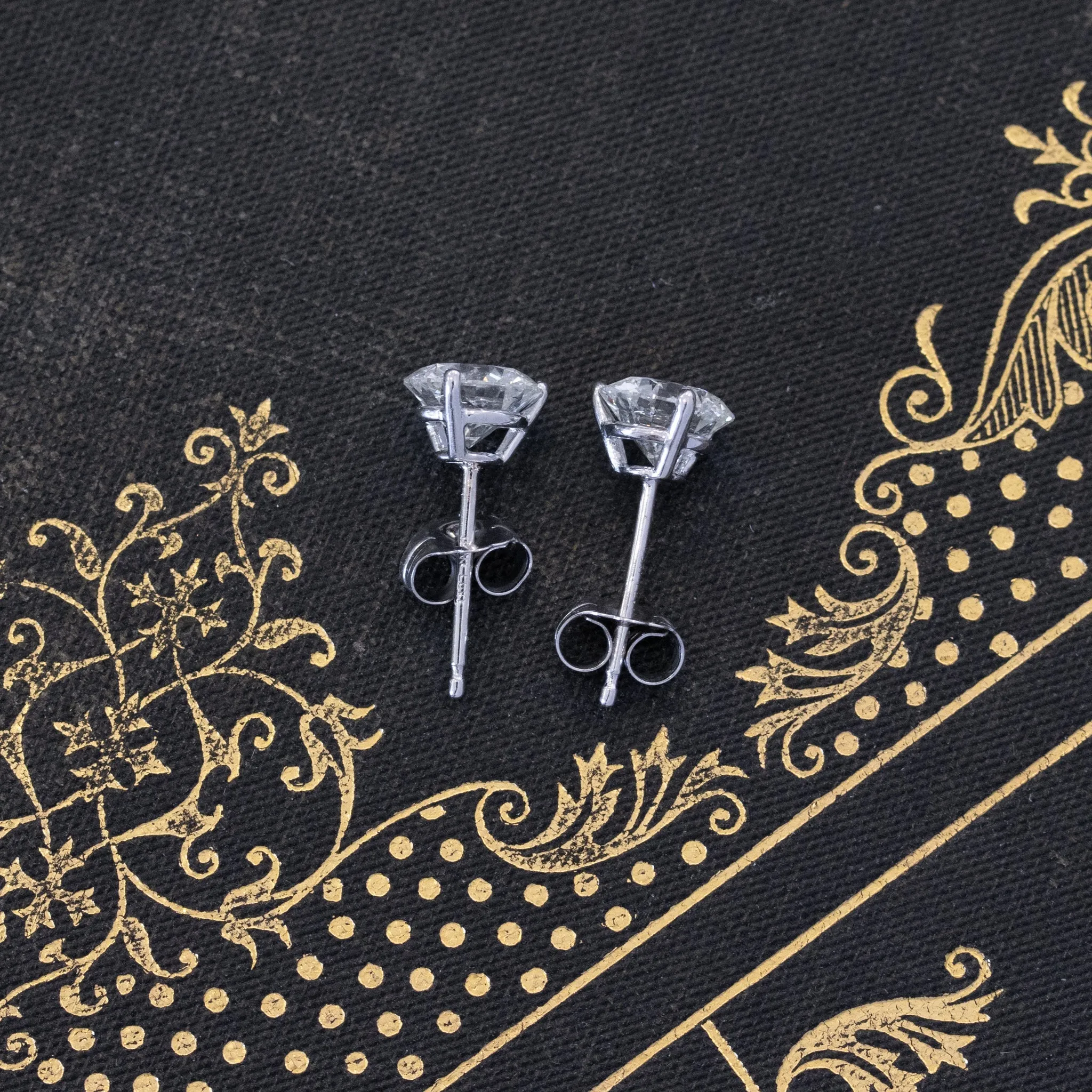 2.03ctw Round Brilliant Cut Diamond Stud Earrings
