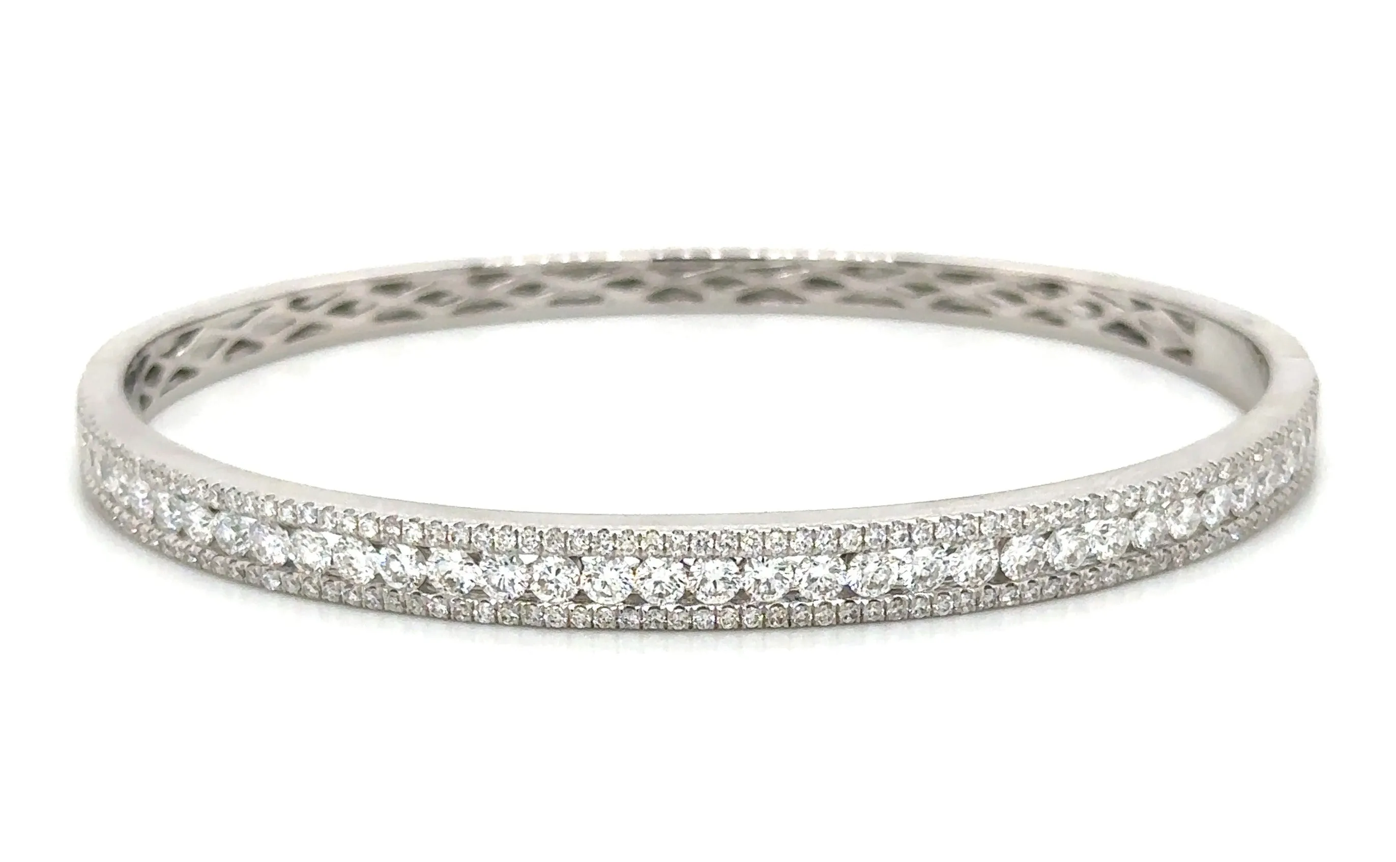 2.47ct tw Triple Row Diamond White Gold Bangle Bracelet