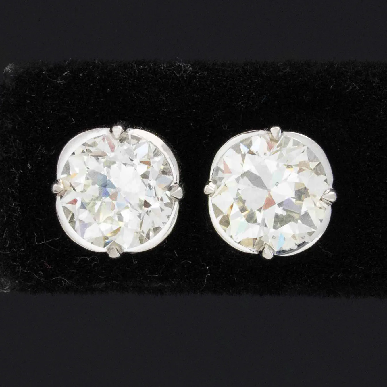 2.76ctw Transitional Cut Diamond Stud Clover Earrings