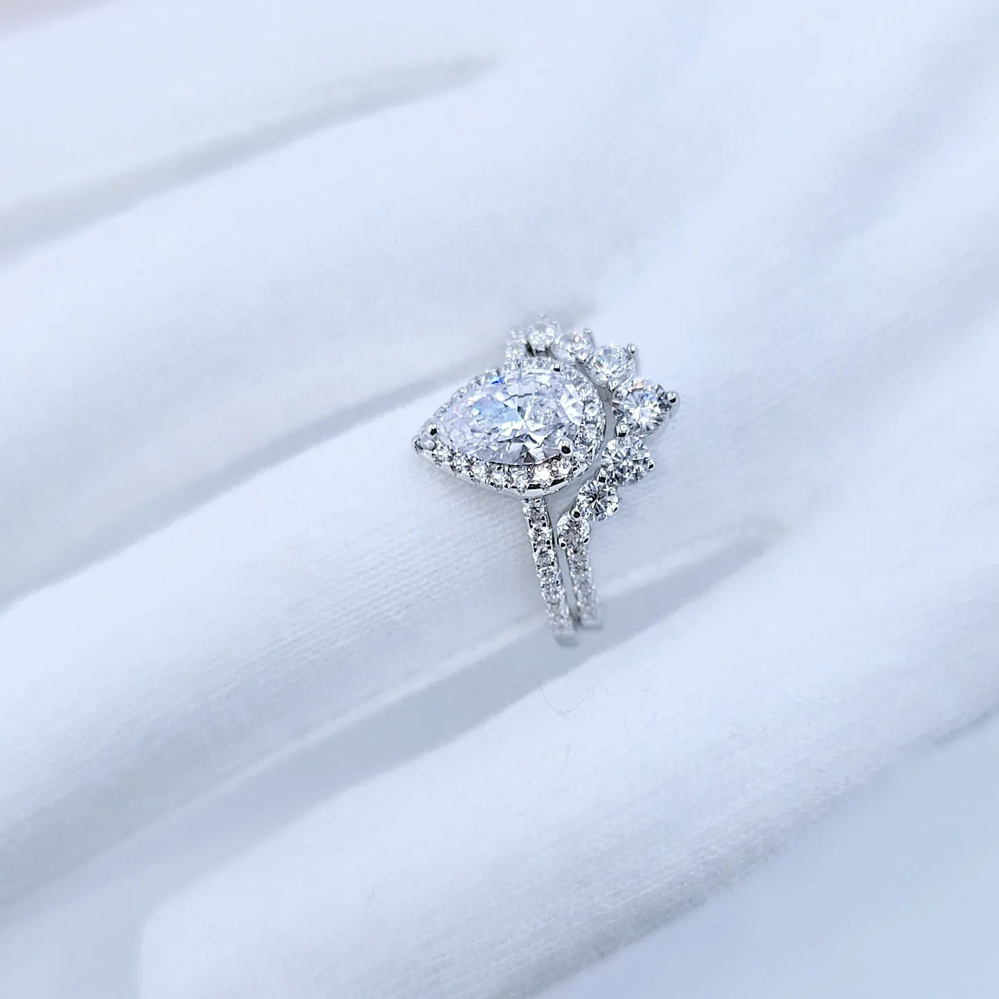 2.7Ct Halo Pear Cut Diamond Engagement Ring Set