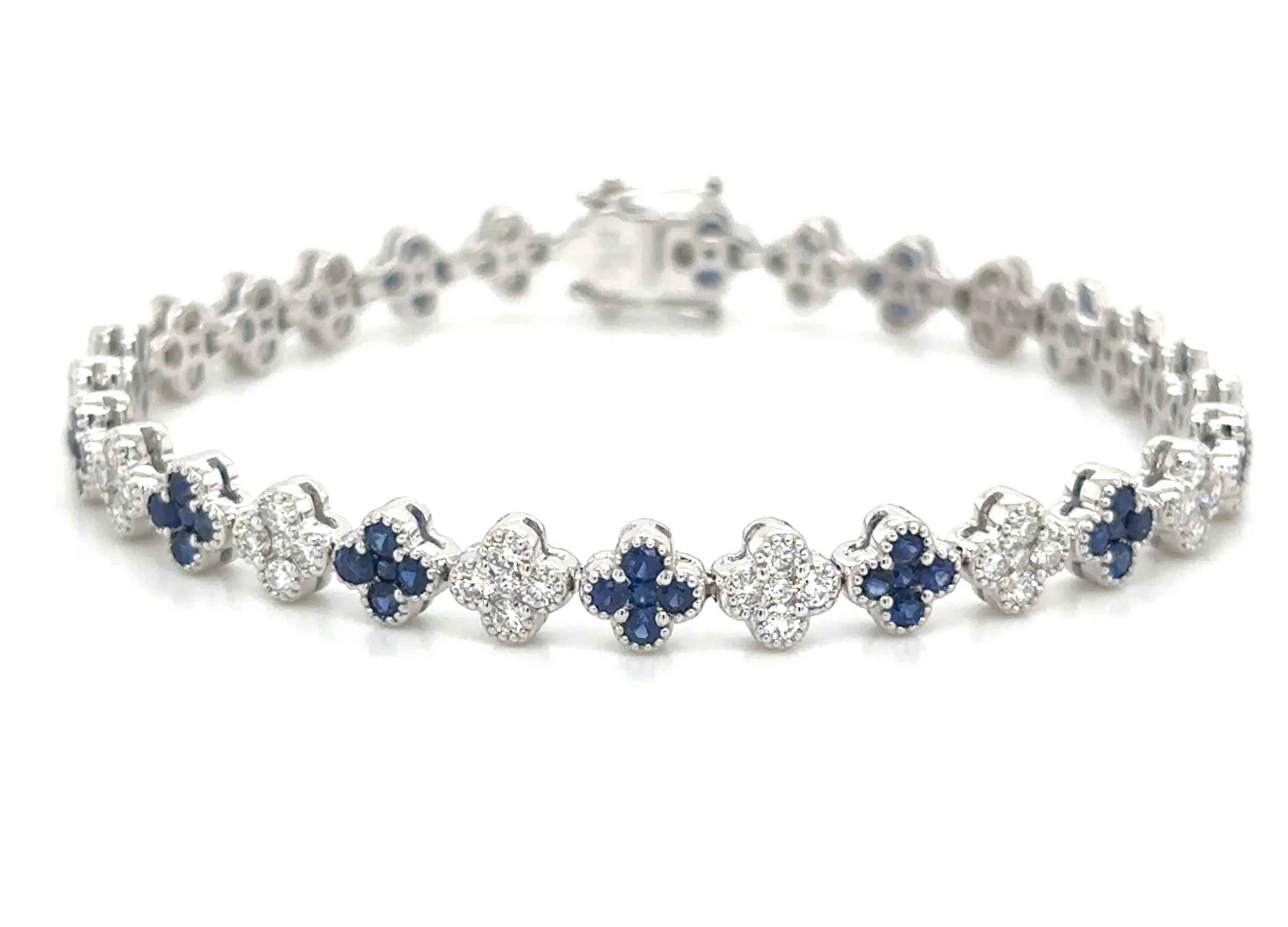 3.98ct tw Blue Sapphire Gemstone & Diamond Clover Tennis Bracelet
