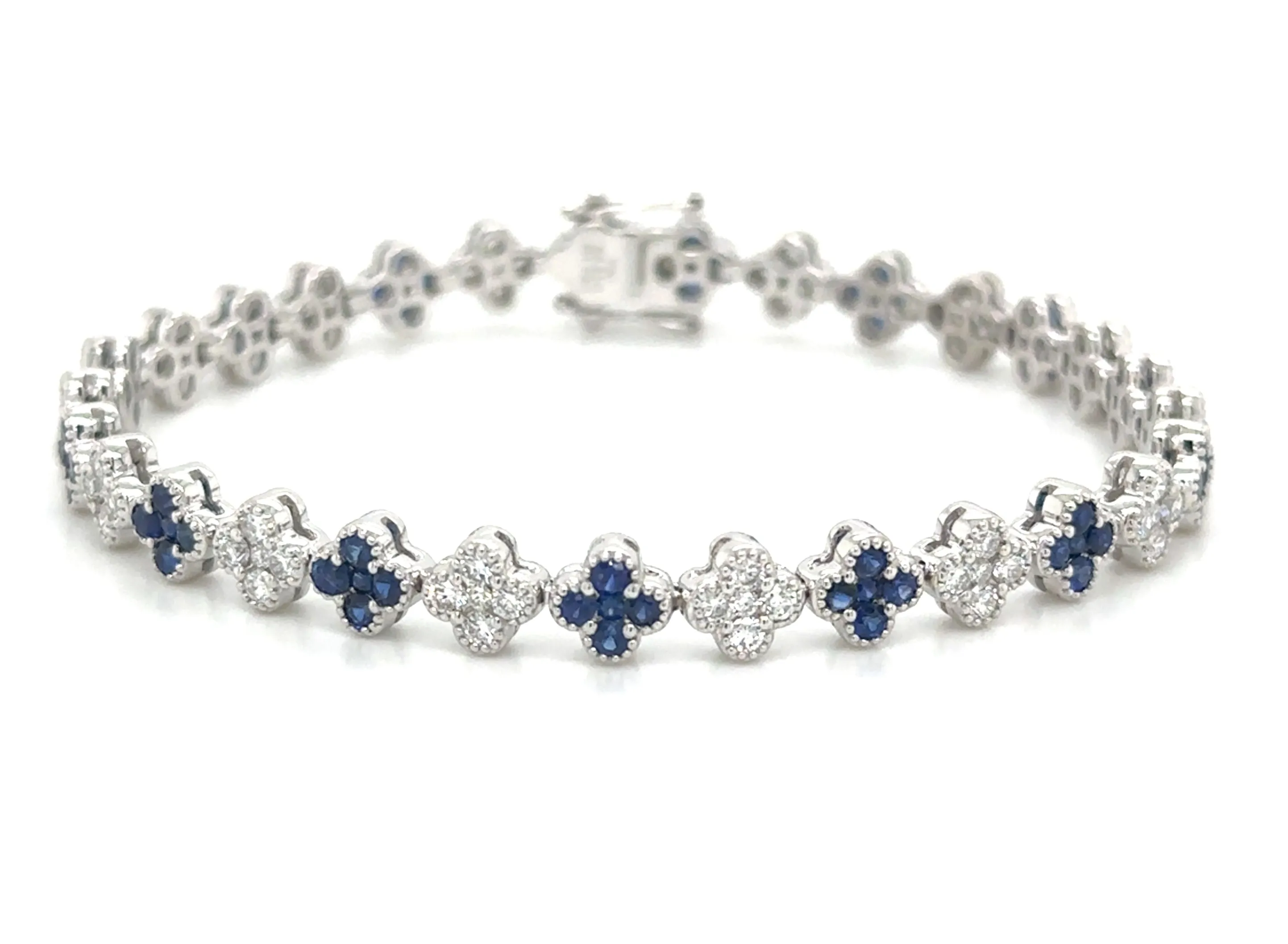 3.98ct tw Blue Sapphire Gemstone & Diamond Clover Tennis Bracelet