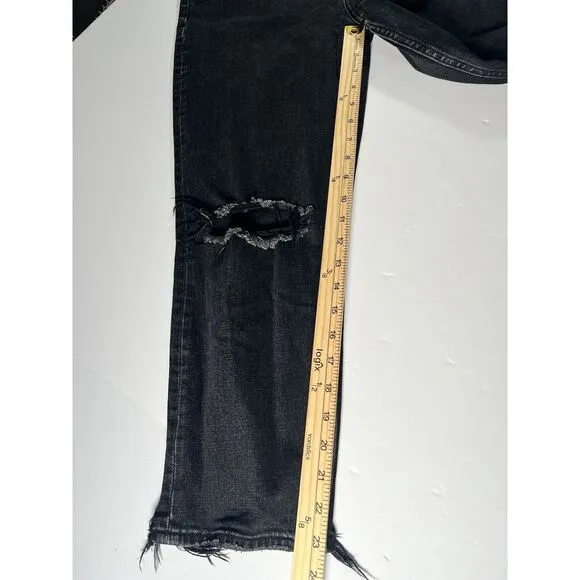 Abercrombie &amp; Fitch &quot;The‎ Mom High Rise&quot; Cropped Black Jeans Sz 28 Waist