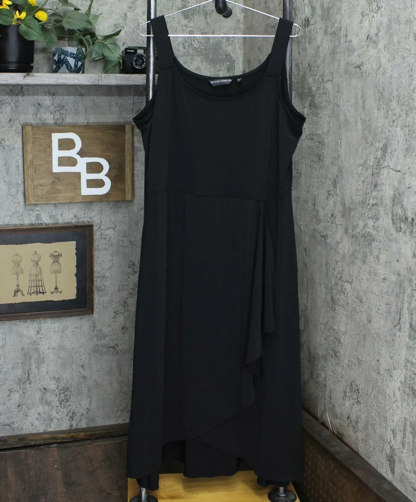 Brooke Shields Women's Timeless Sleeveless Maxi Dress Black PXL