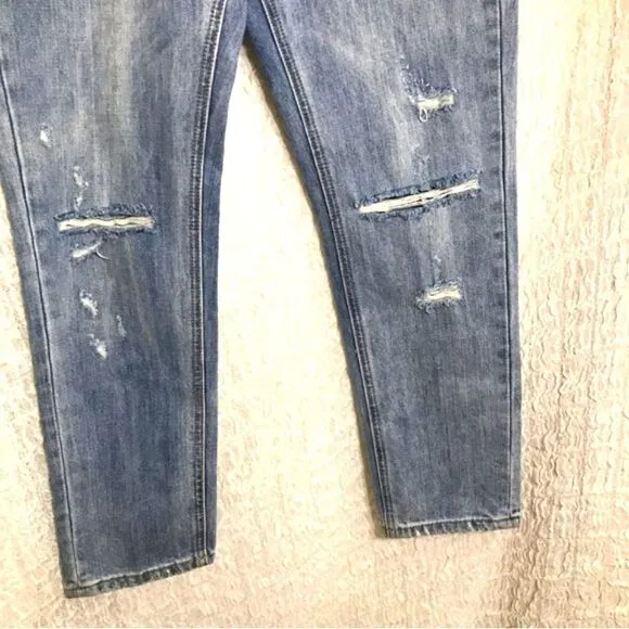 By Together NWT Light Blue Distressed Jeans Size Small