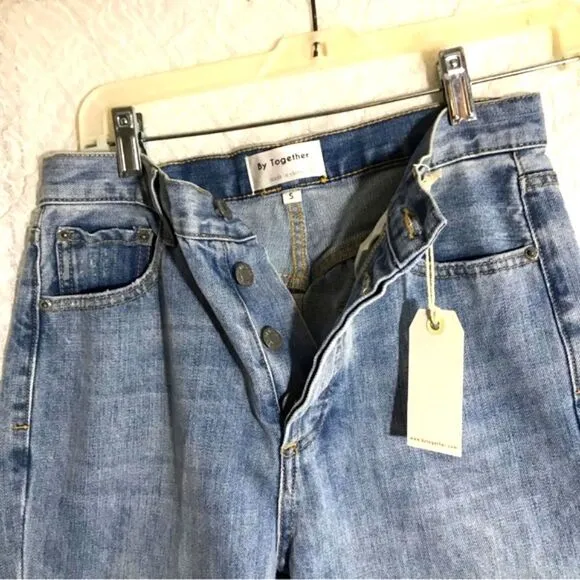 By Together NWT Light Blue Distressed Jeans Size Small