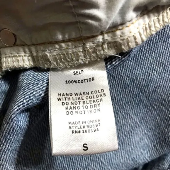By Together NWT Light Blue Distressed Jeans Size Small