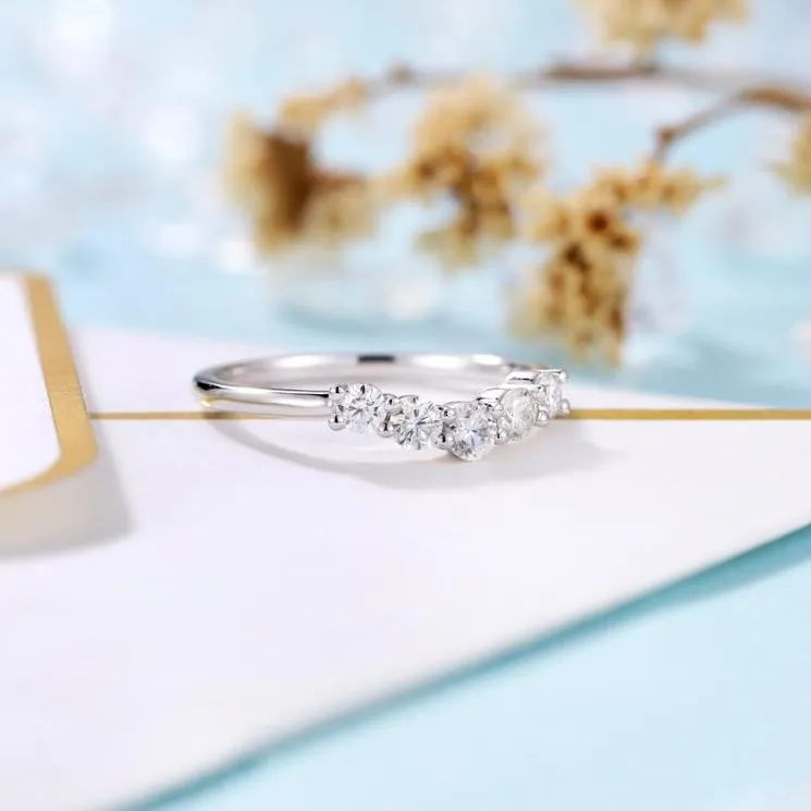 Classic Solid 14k White Gold Round Cut Diamond Wedding Band