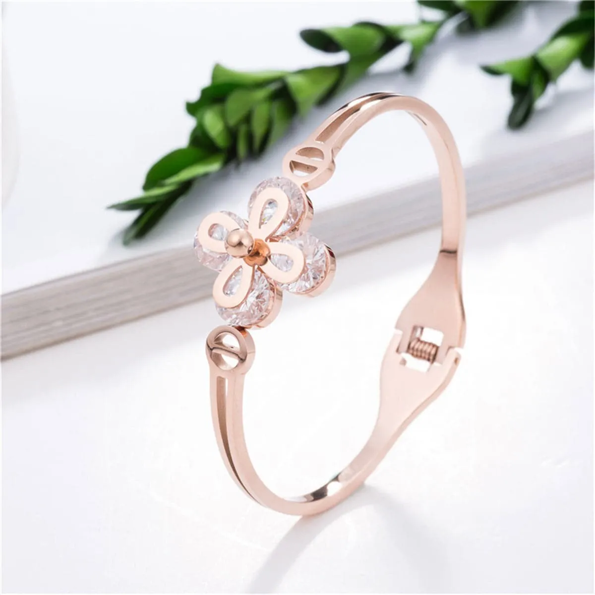 Crystal & 18K Rose Gold-Plated Clover Bangle