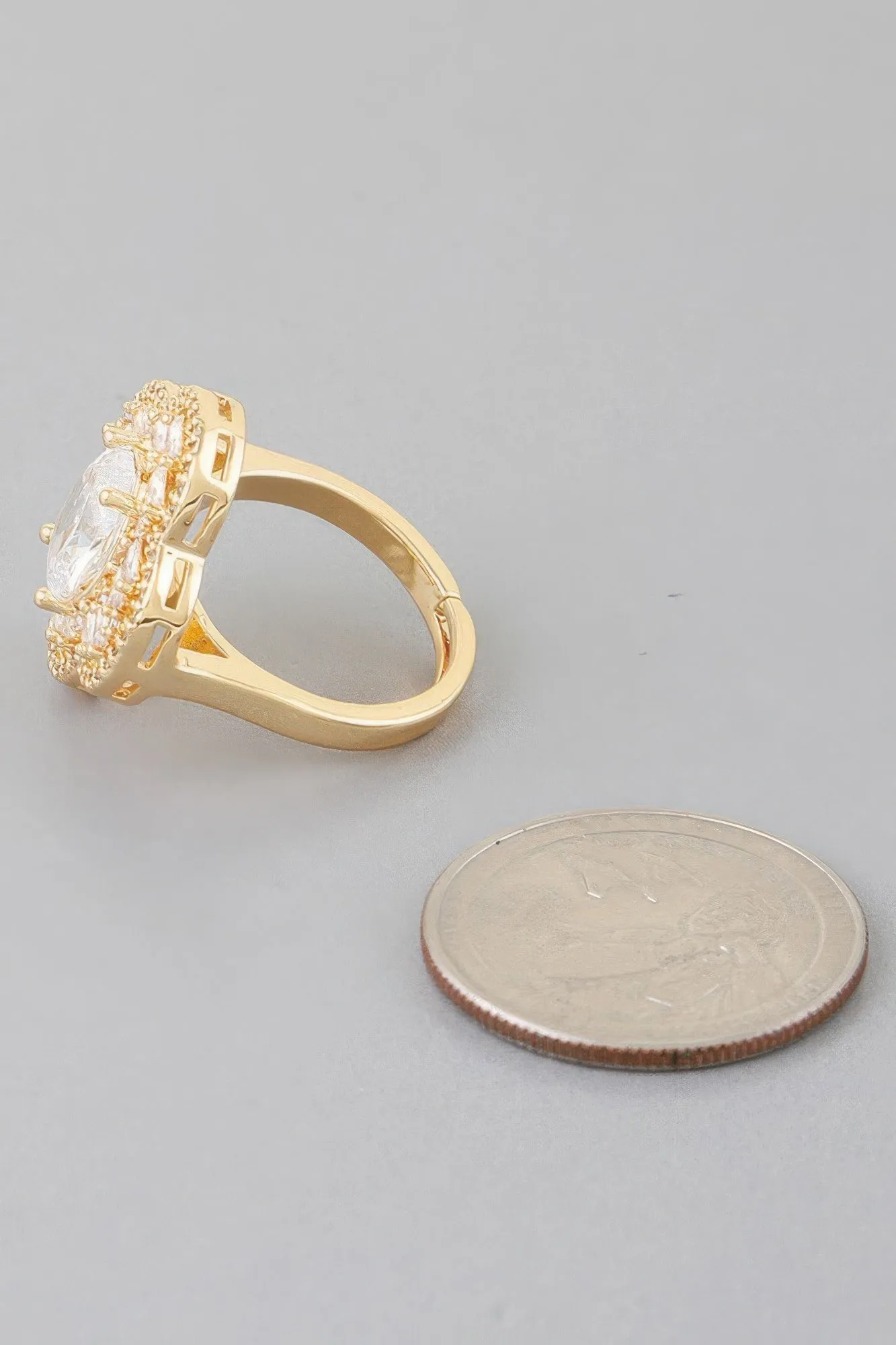 Crystallized Cubic Clover Ring