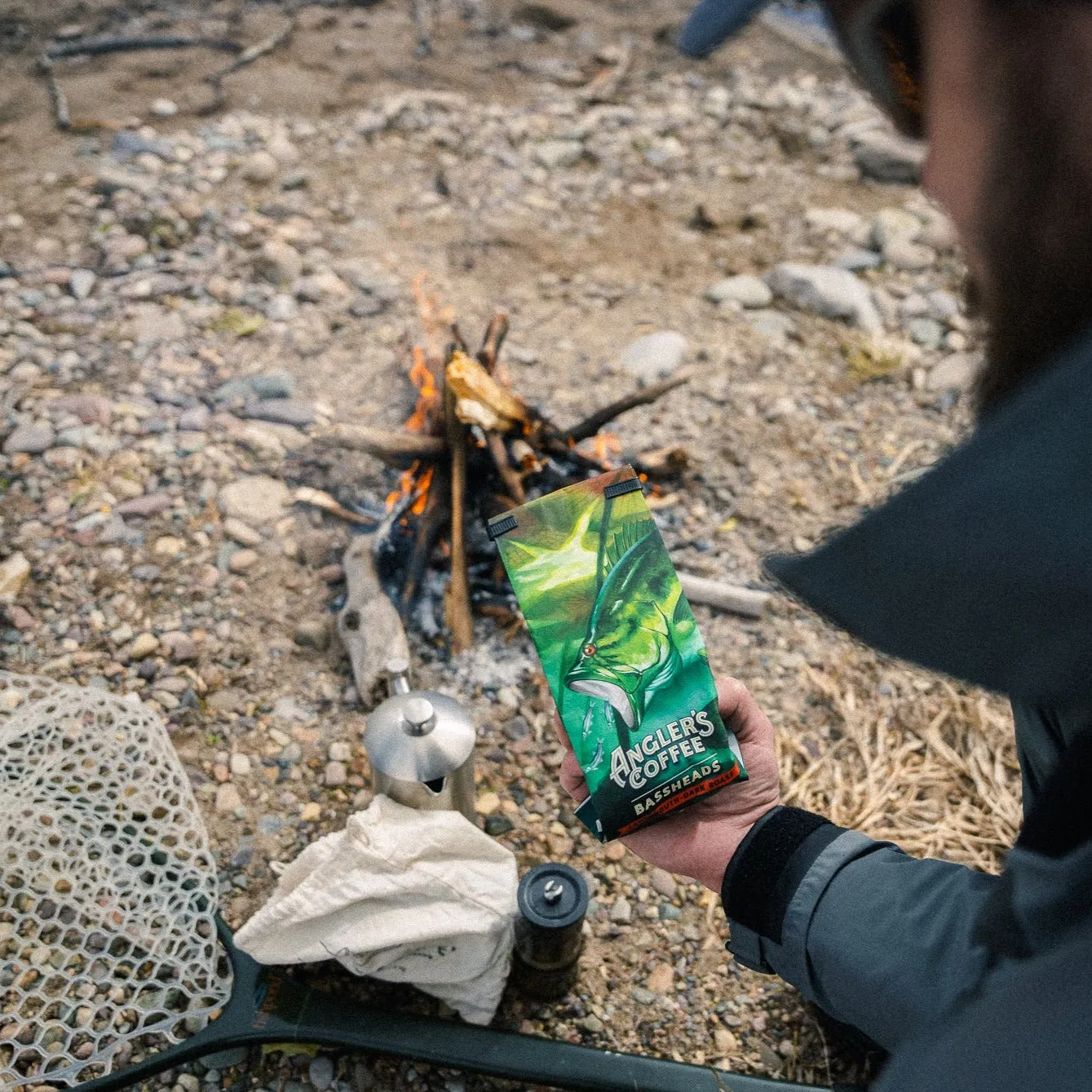 Dark Roast Sampler Pack (Woolly's, Brown Trout, Bassheads Largemouth; 12oz, Anglers Classic line nippers)