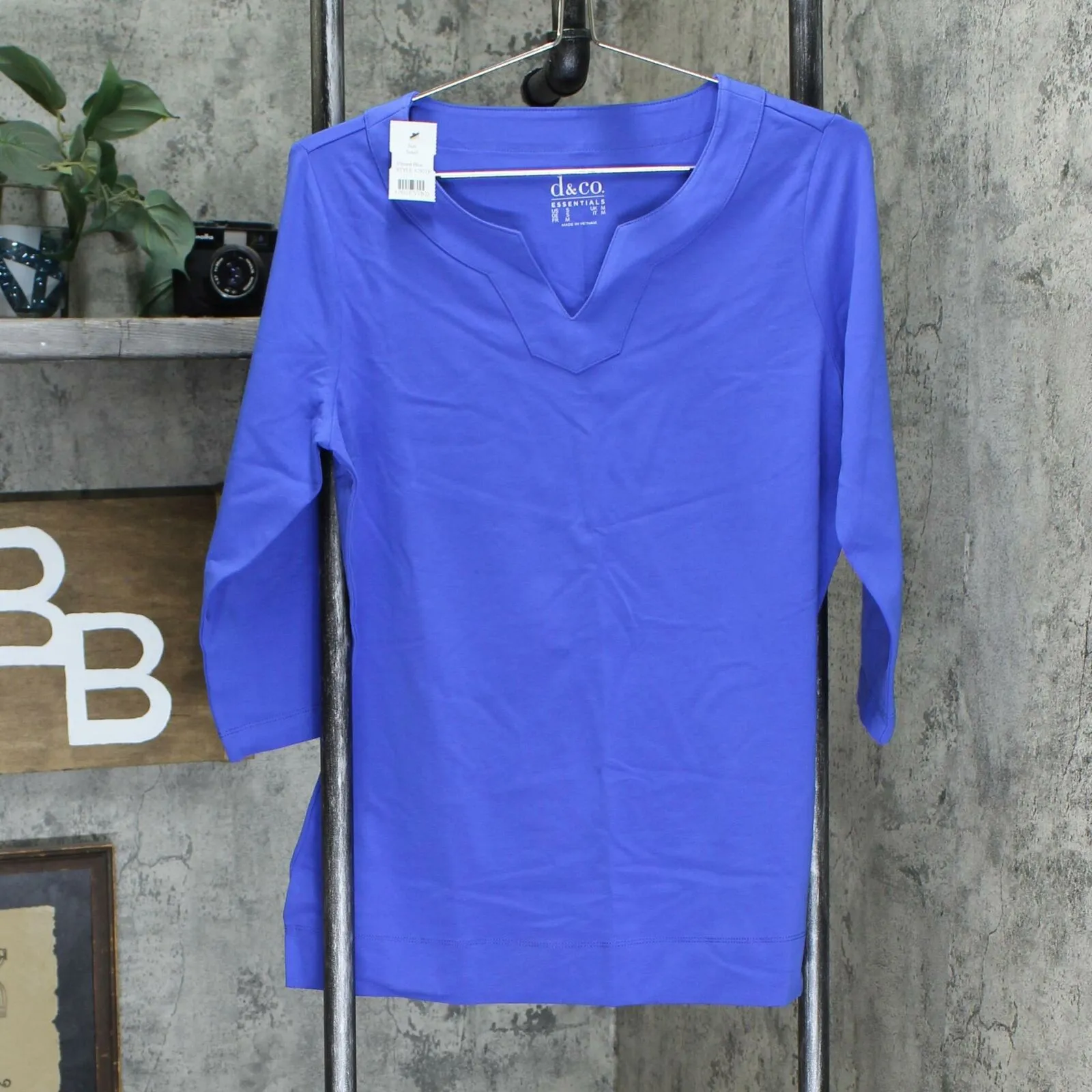 Denim & Co. Women's Essentials 3/4 Sleeve Split V-Neck Top
