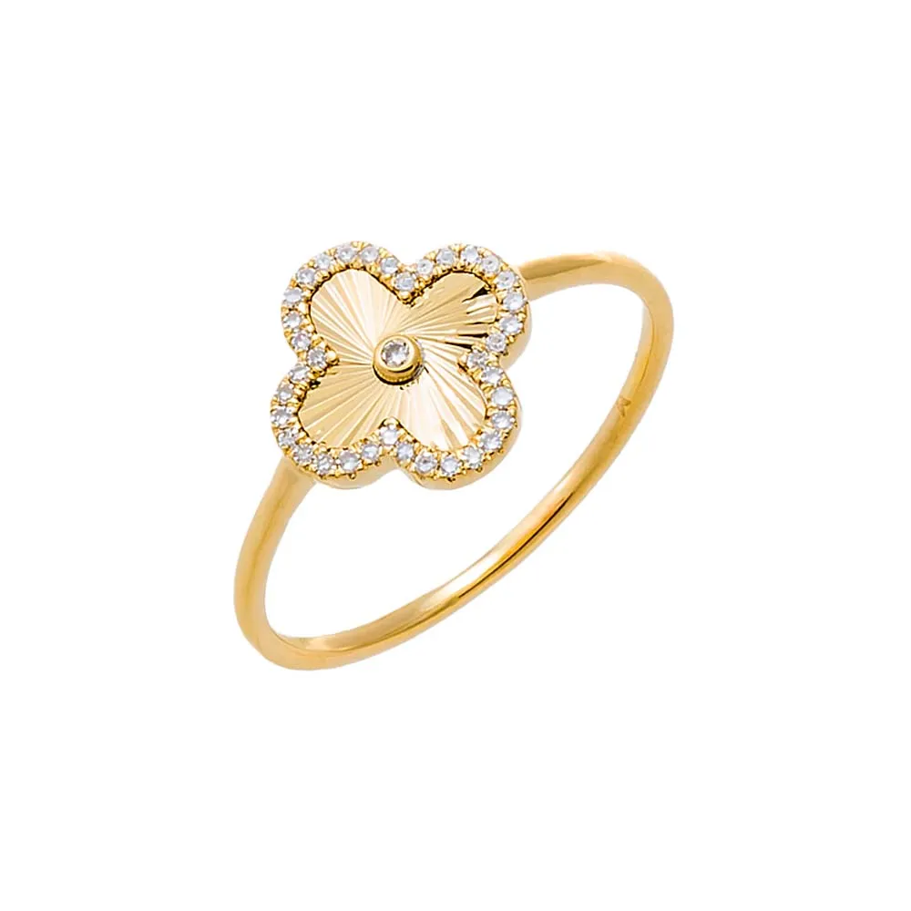 Diamond Pave Outline Ridged Clover Ring 14K