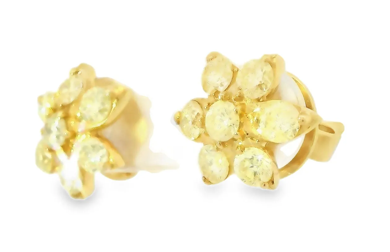 Fabulous Estate 14K Yellow Gold Diamond Floral Stud Earrings Studs