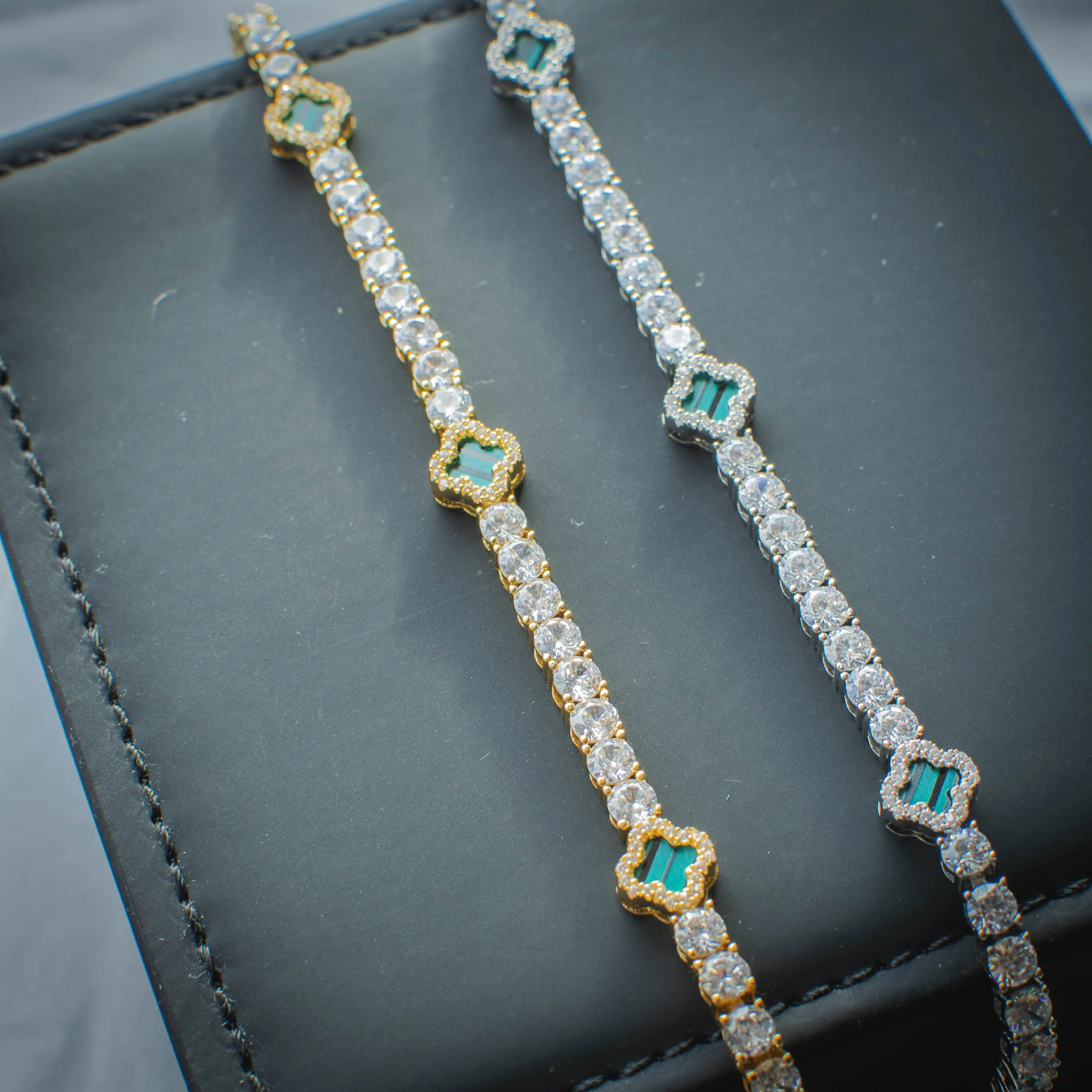 Four Leaf Clover Diamond Tennis Bracelet in Yellow/White Gold
