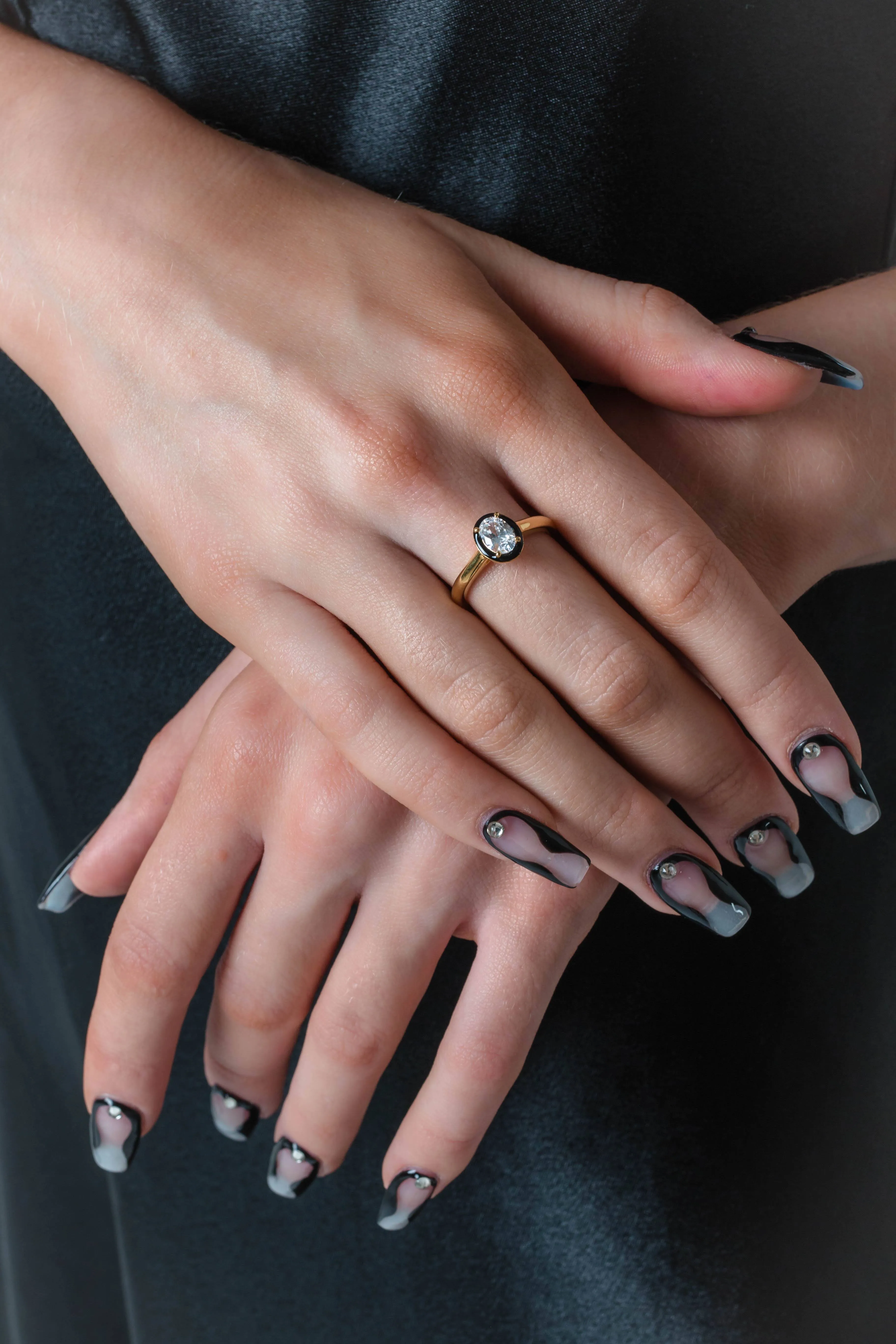 Georgini Reflection Oval Ring Gold & Black Enamel