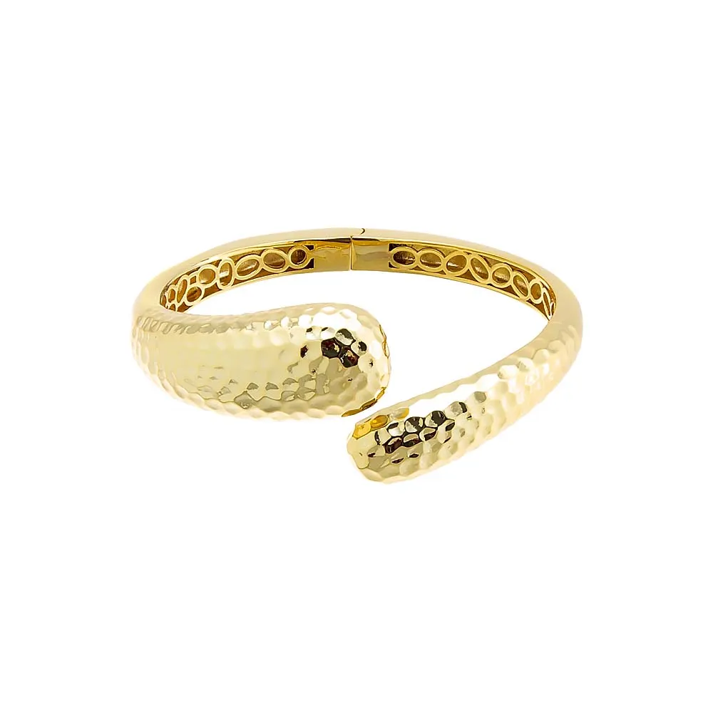 Intented Puffy Open Claw Bracelet