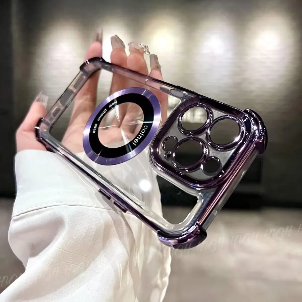 iPhone Case Megnetic Anti-drop Corners