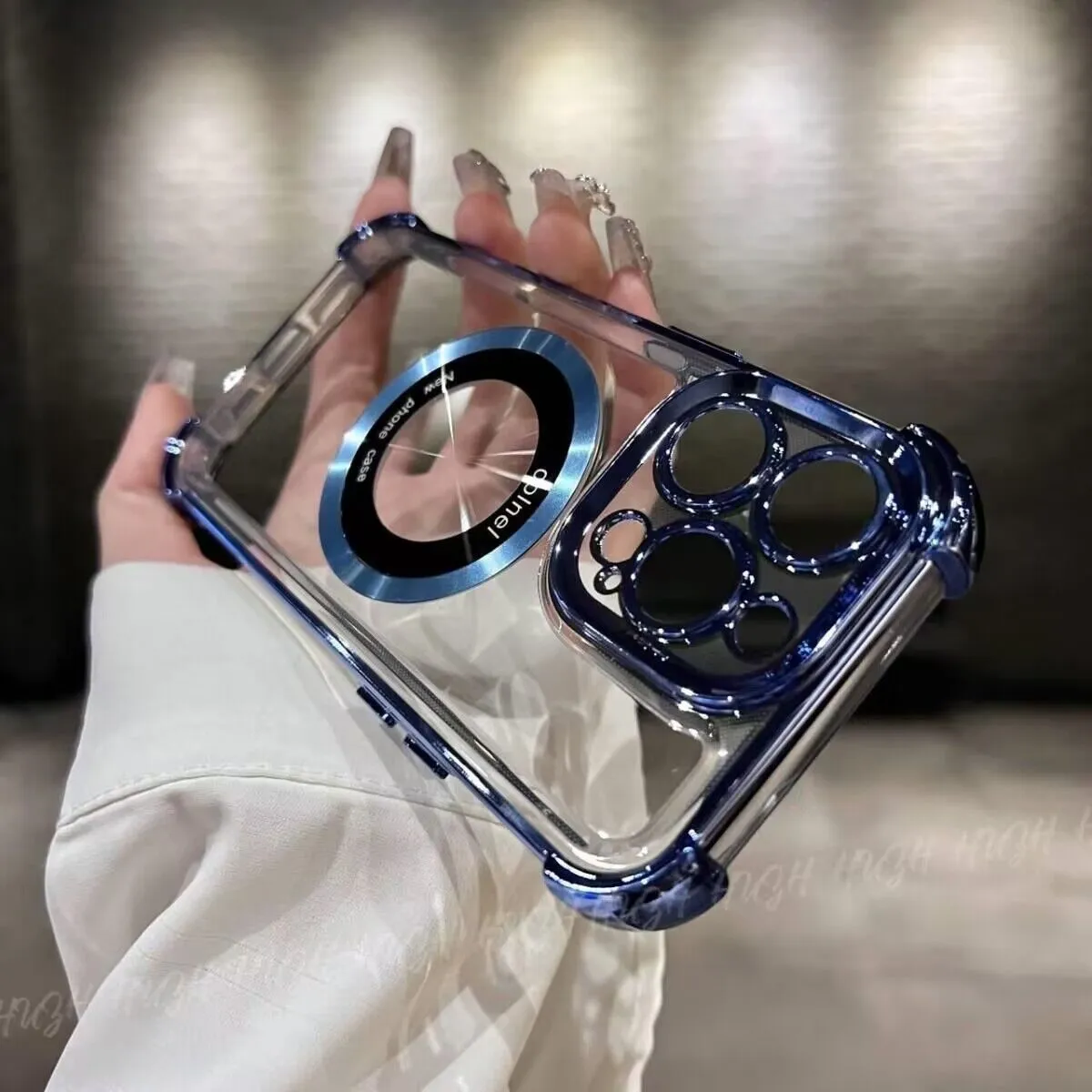 iPhone Case Megnetic Anti-drop Corners