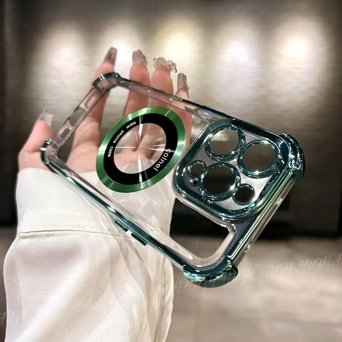 iPhone Case Megnetic Anti-drop Corners