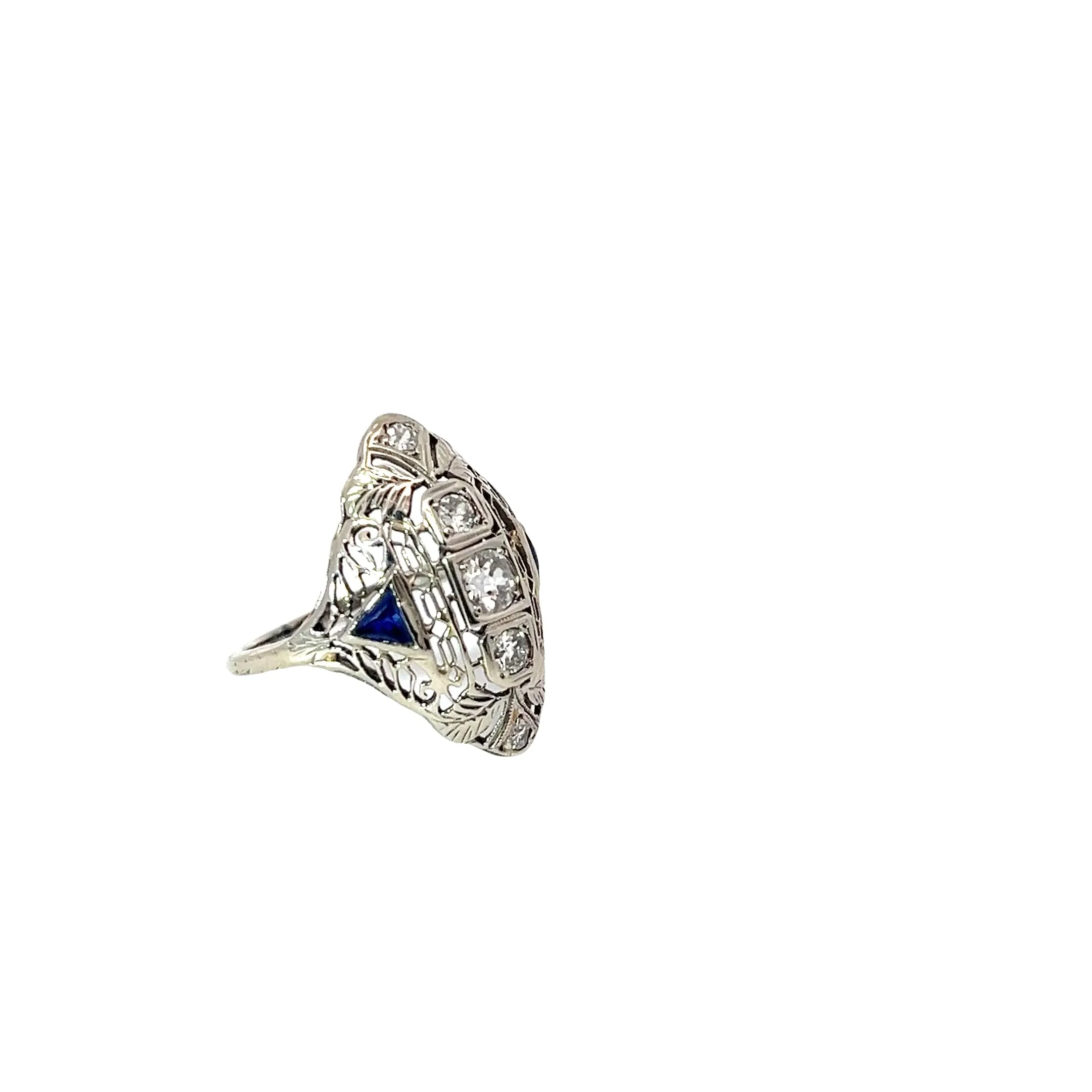 Ladies 18k White Gold Vintage Diamond & Sapphire Ring
