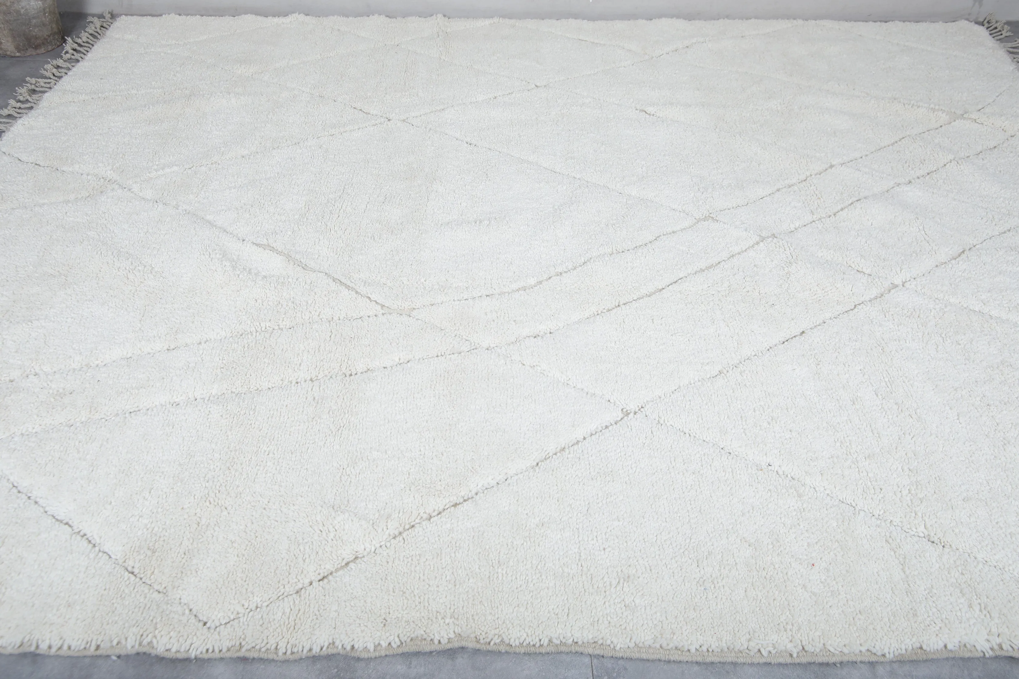 Large Moroccan Rug - 9.6 x 12.1 Feet | Luxurious White Wool Carpet
