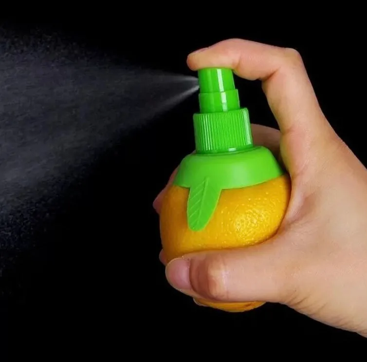 Lemon and Orange Juice Squeezer Spray Tool 2 Pcs Set