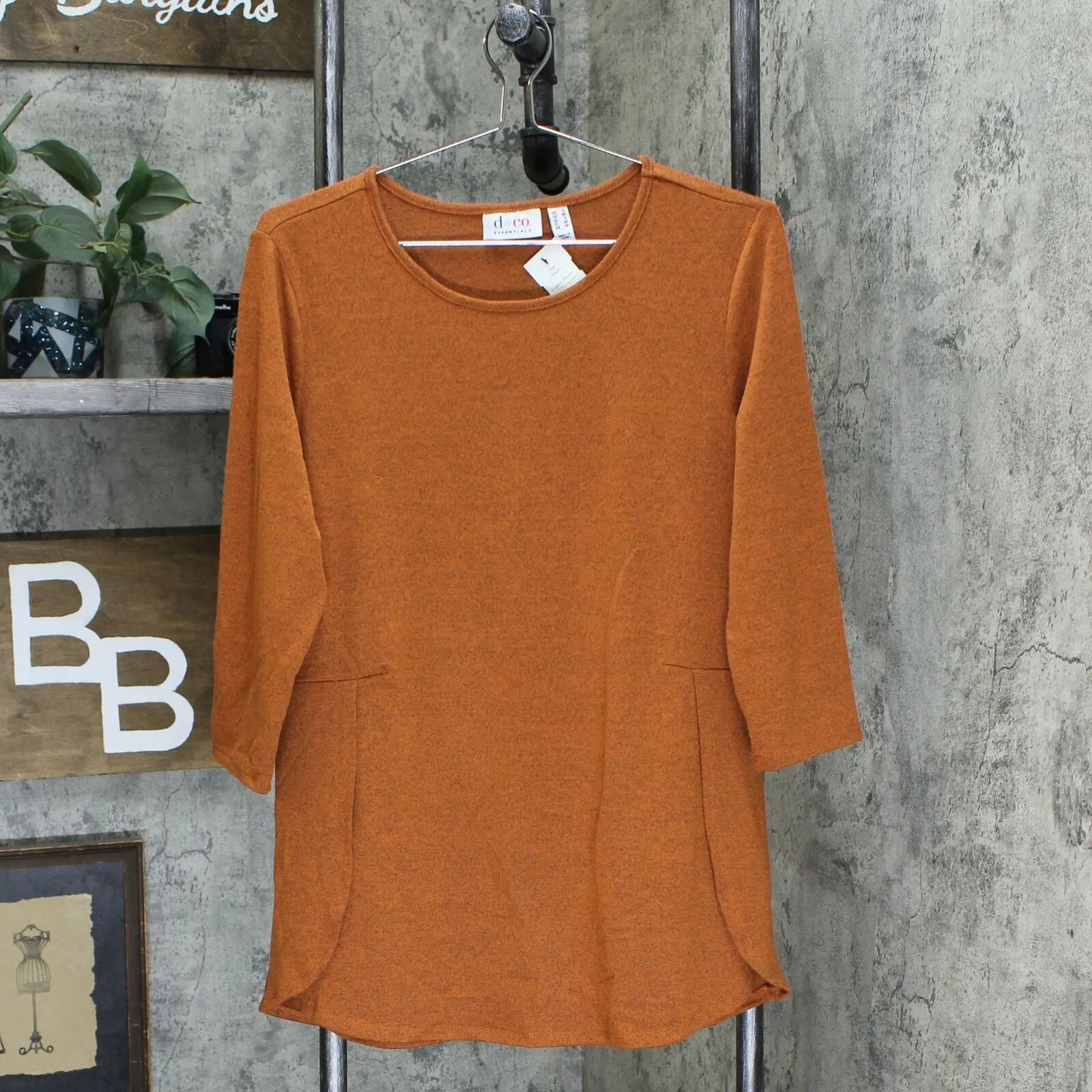 NWT Denim & Co. Women's Essentials Heavenly Jersey Knit Top. A374651 Small