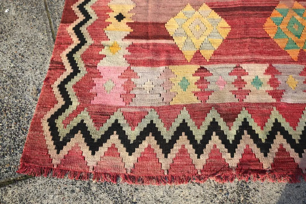 Old Milas Bencik Kilim