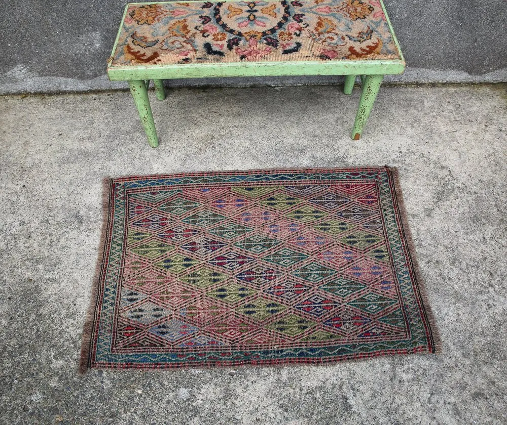 Old Mini Sivas Cicim 21"x31"