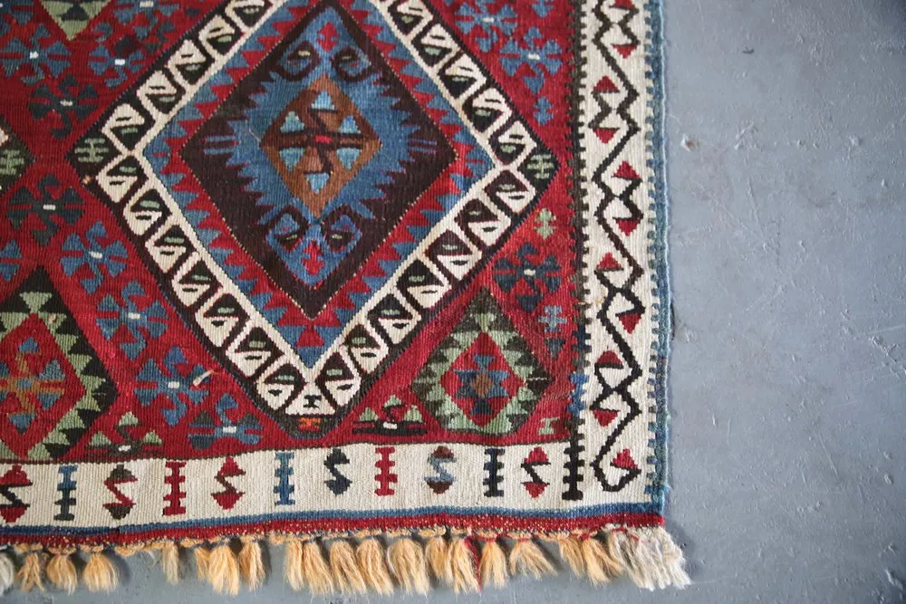 Old Van Kilim 3.8ftx6.5ft