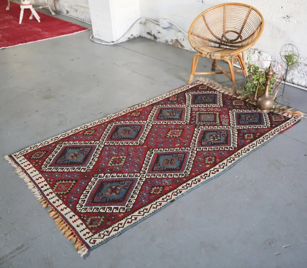 Old Van Kilim 3.8ftx6.5ft