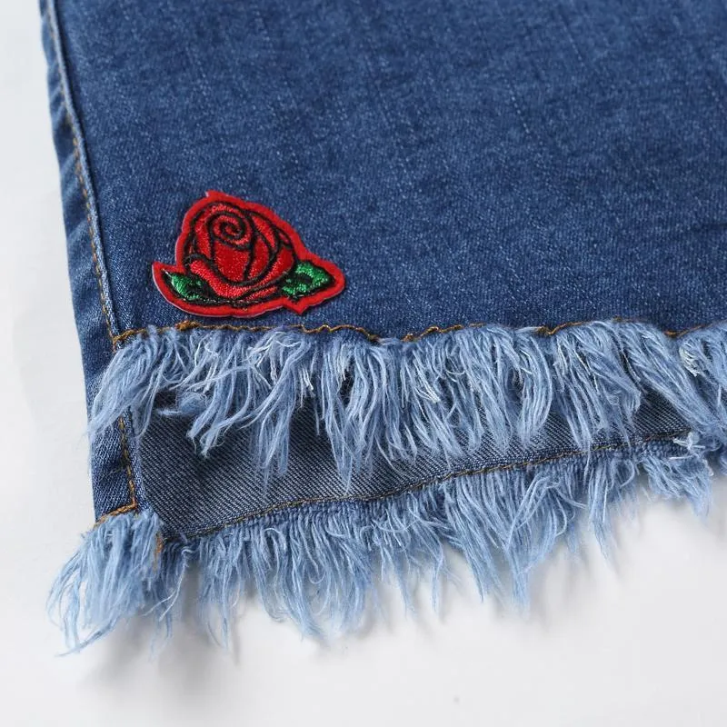 Rose Embroidery Shorts