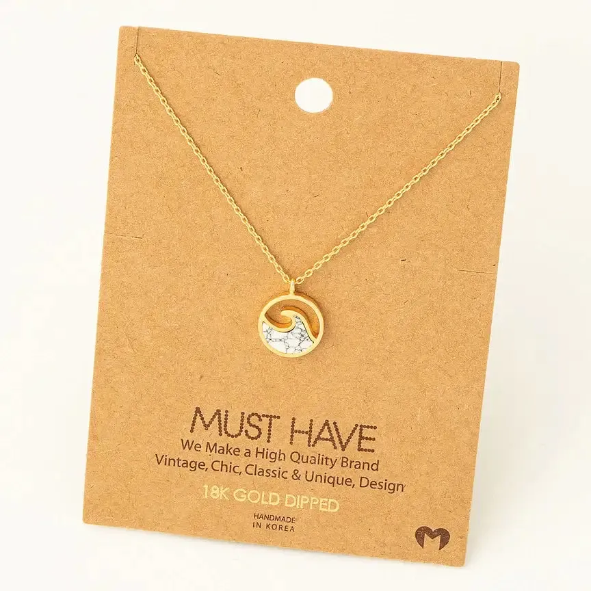 ROUND WAVE COIN GOLD PENDANT NECKLACE