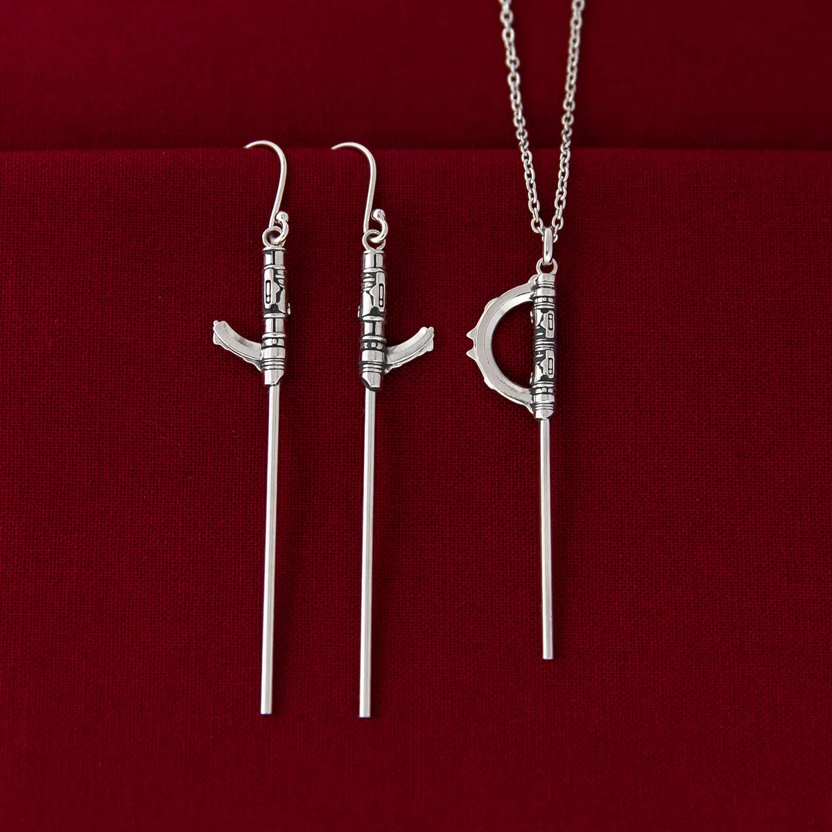 Star Wars X RockLove Inquisitor Lightsaber Necklace