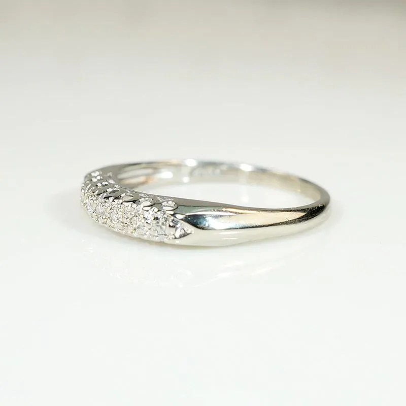 Timeless 1940s Diamond & White Gold Band