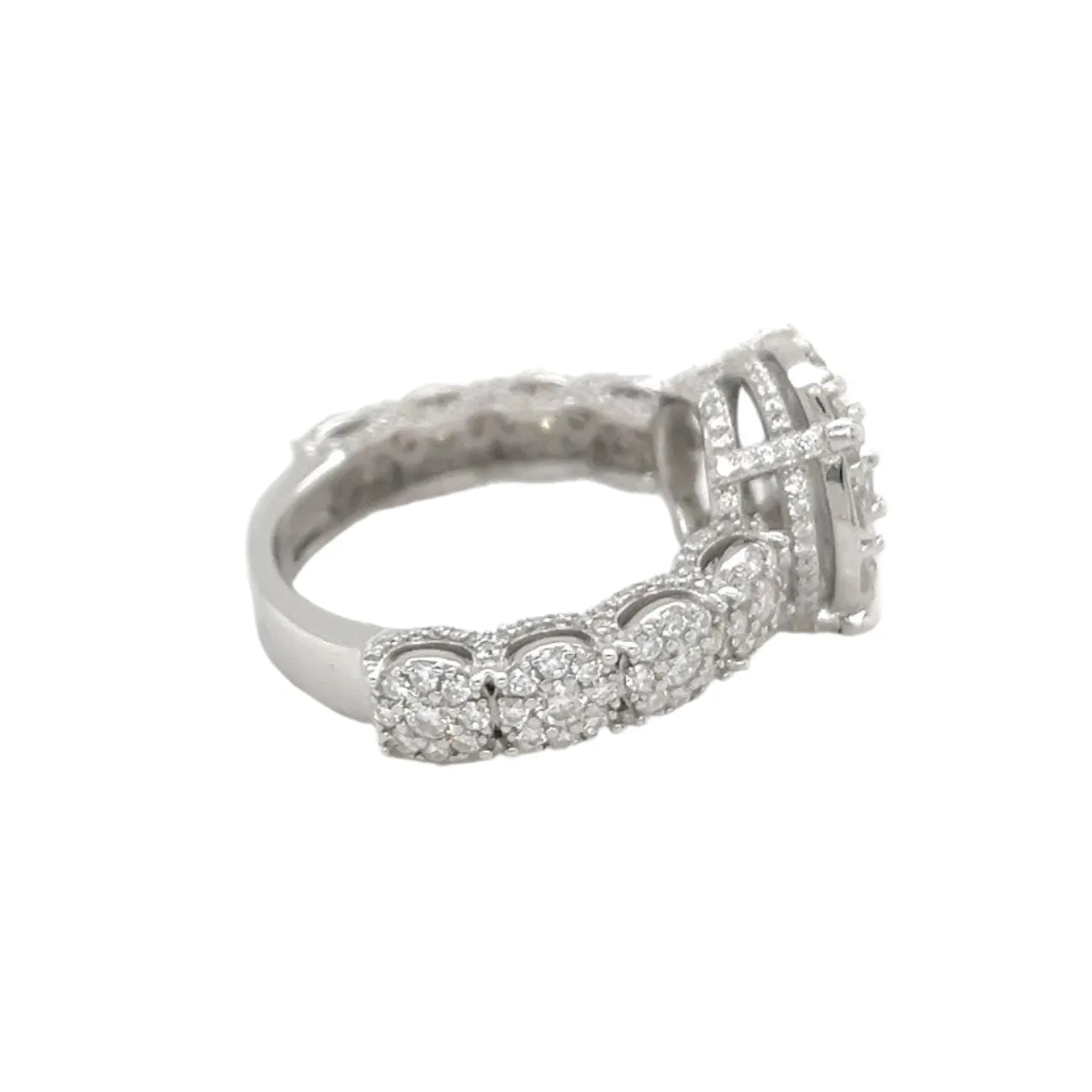 Timeless Halo Engagement Ring with Round Lab-Created Moissanite in Sterling Silver 925 - M103169