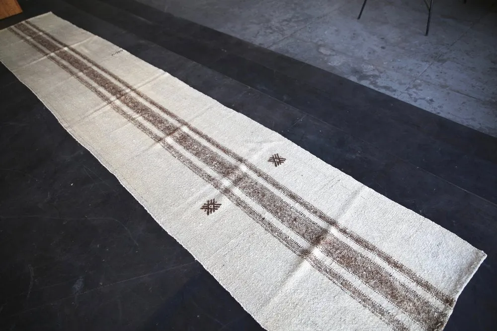 Vintage Amasya Kilim Runner