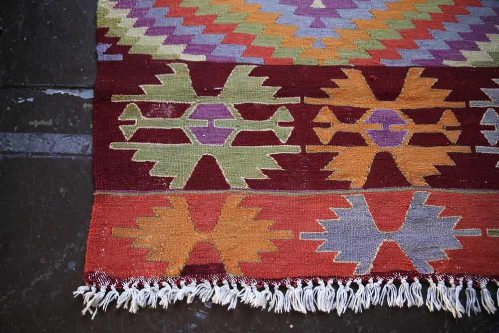 Vintage Antalya Kilim 5.9ftx10ft
