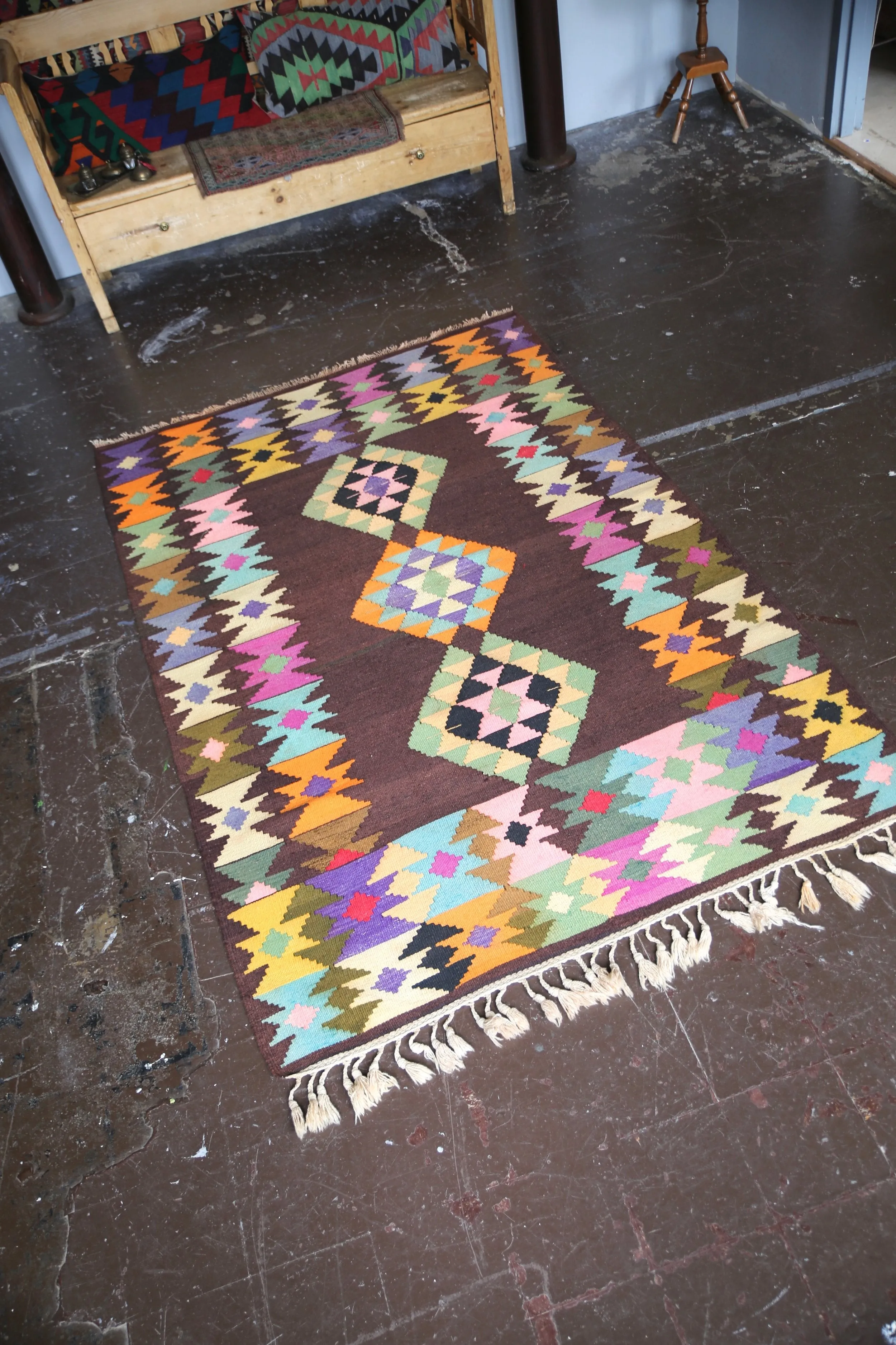 Vintage Milas Bencik Kilim 5.2ftx8.7ft