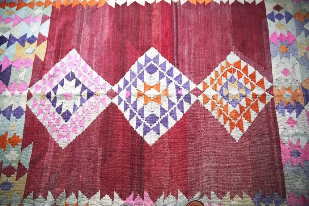 Vintage Milas Bencik Kilim 5.7x6.10