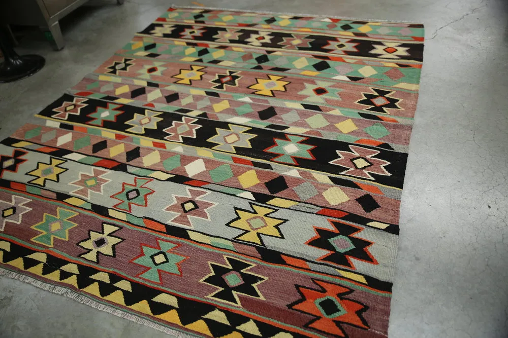 Vintage Oushak Esme Kilim